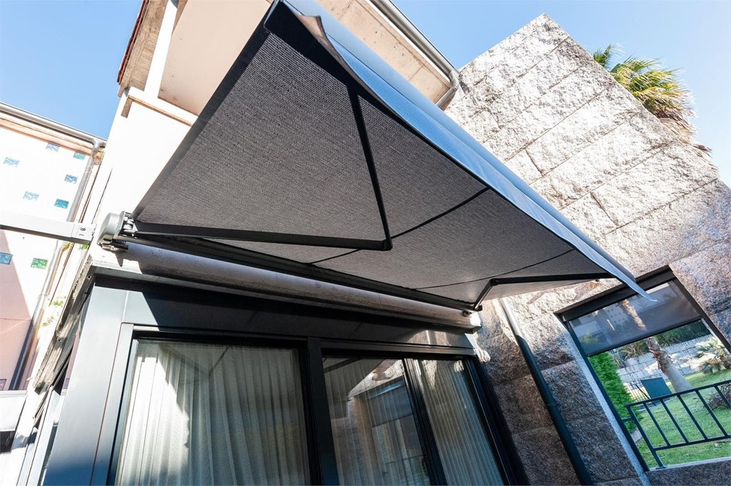 3 razones por las que elegir toldos Saxun frente a otras marcas