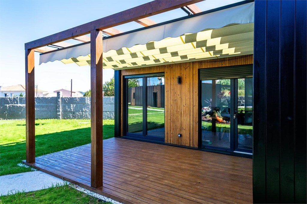 4 consejos para elegir el color de la estructura de tu pérgola