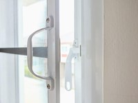 7 beneficios de instalar mosquiteras más allá de evitar insectos