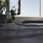 ¿Cómo puedo impedir la entrada de calor en mi vivienda?